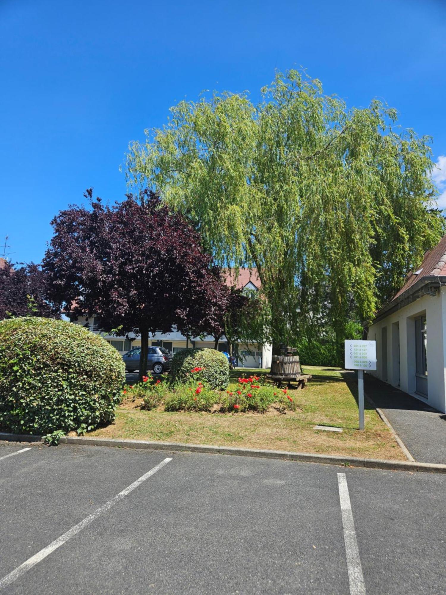 Campanile Deauville Saint-Arnoult מראה חיצוני תמונה